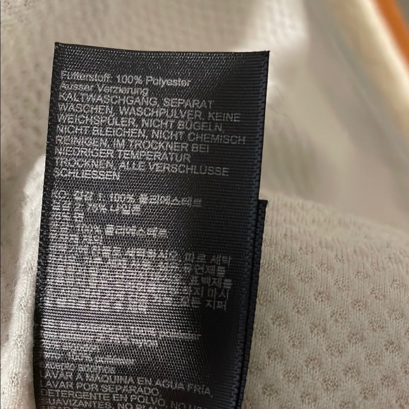 Marmot Tan and Cream Fleece Vest comfort and style - Picture 5 of 12